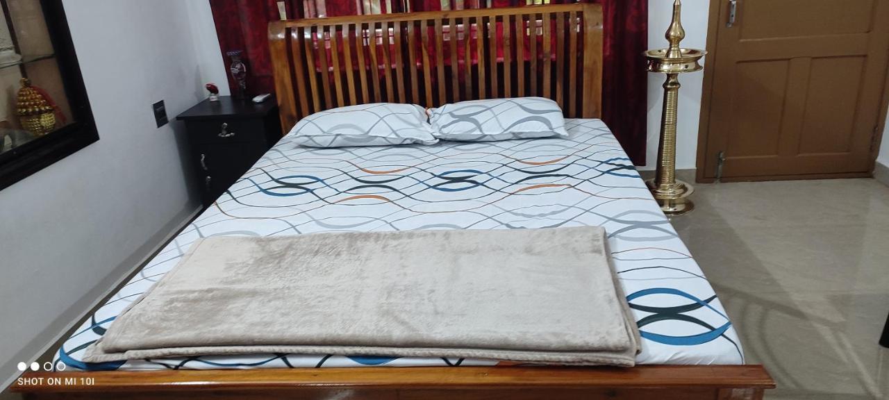 Vyshnavi Home Stay Thanniyam Cameră foto